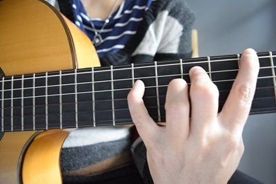 Guitar finger flexibility exercise