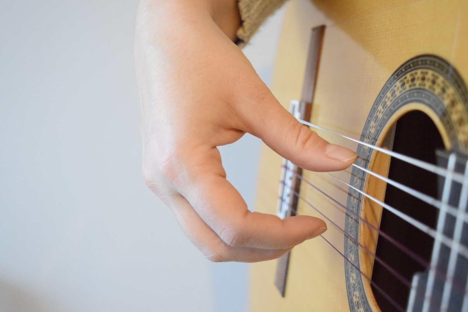Fingerpicking and guitar technique lesson
