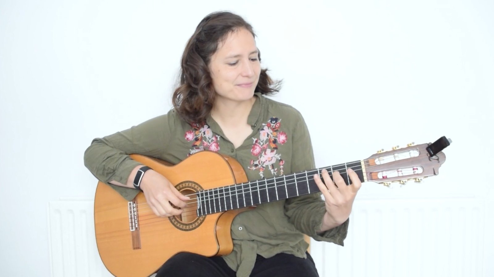 Musical etude and guitar technique lesson