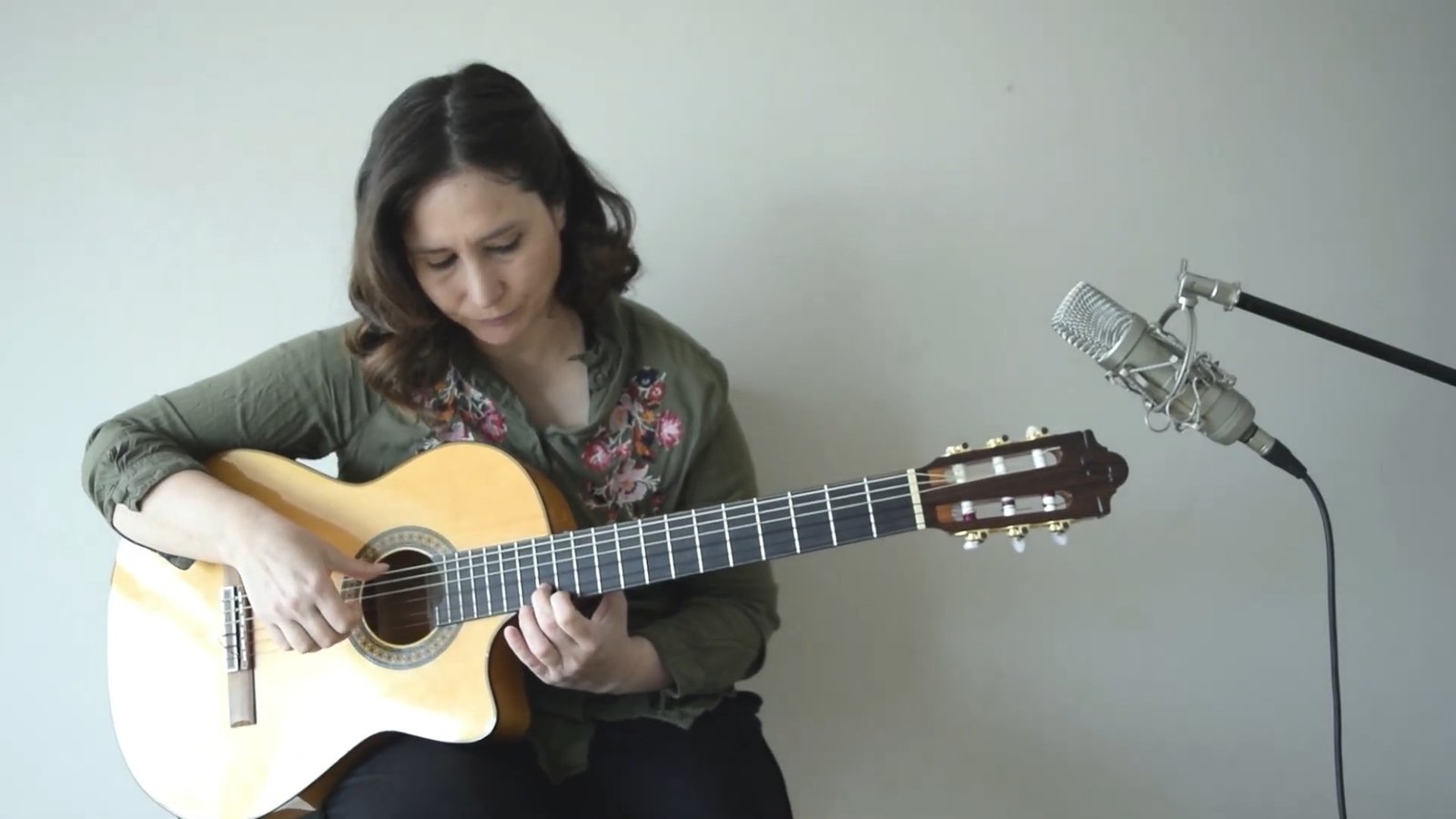 Spanish guitar harmony lesson