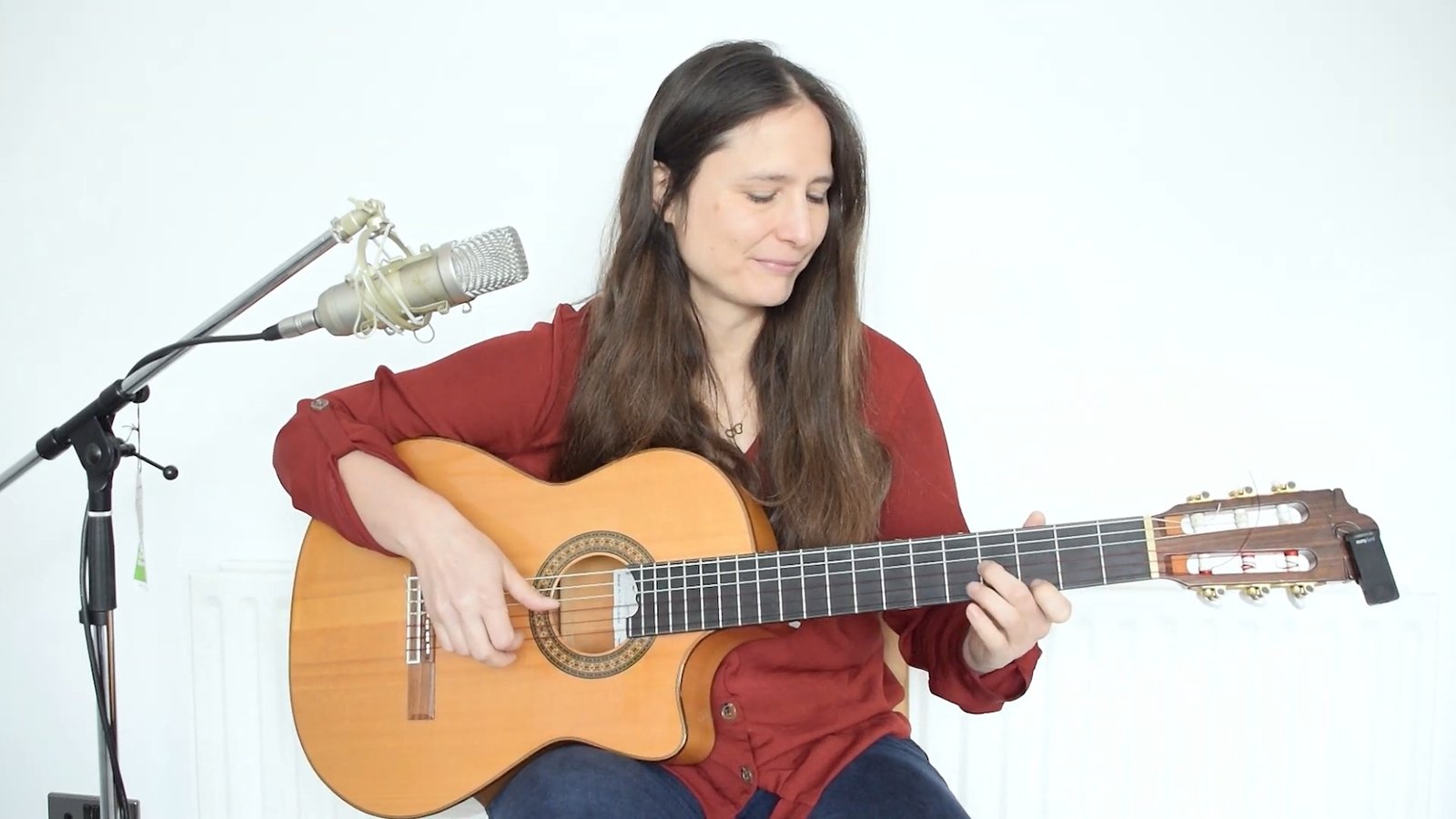 Changing keys during guitar improvisation